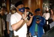 Massa Kubu AHY Bubarkan Perayaan HUT Demokrat Kubu Moeldoko