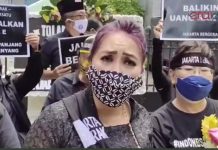Video: Kembali Segerembolan Orang Langgar PPKM, Aksi Demo di Balai Kota Jakarta Tolak Formula E