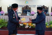Bupati Serahkan KUA-PPAS Perubahan 2021 Kepada Ketua DPRD Bulukumba