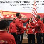 Anies Baswedan Lepas Kontingen DKI Jakarta Menuju Kompetisi PON ke-20 di Papua