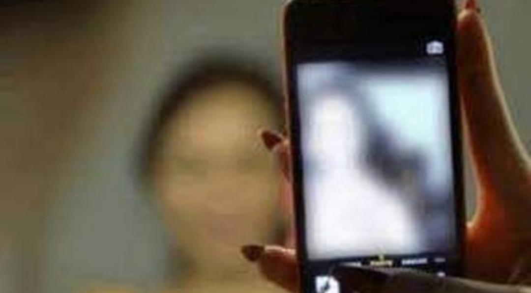 Kirim Video Porn - Kirim Film Porno Ke Siswi, Guru SMK di Jeneponto Dilaporkan Ke Polisi -  Legion News