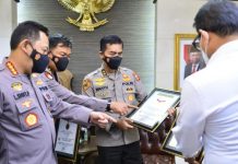 Kapolri Jenderal Pol Listyo Sigit Prabowo Mendapatkan 3 Penghargaan Rekor MURI