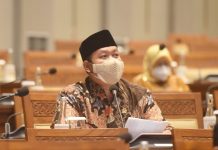 Hamid Noor Yasin Anggota Fraksi PKS Dukung Penuh Amnesti Saiful Mahdi FOTO: Anggota DPR RI dari Fraksi PKS, Hamid Noor Yasin saat interupsi dalam Rapat Paripurna DPR RI Ke-7 Masa Persidangan I Tahun Sidang 2021-2022, Kamis (7/10/2021). Foto: Azka/nvl