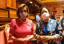 Puan Maharani Temui Ketua DPR AS Undang Langsung Hadiri P20 di Indonesia Tahun 2022 FOTO: Ketua DPR RI Dr. (H.C) Puan Maharani foto bersama pimpinan DPR Amerika Serikat (AS), Nancy Pelosi pada Seventh Group of 20 (G20) Parliamentary Speakers’ Summit (P20) di Italia. Foto : Ist/mr