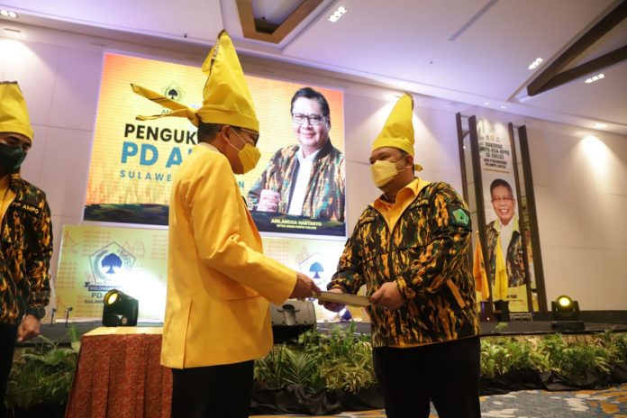 FOTO: Taufan Pawe (TP) saat pengukuhan pengurus AMPG dan KPPG Sulsel di Hotel Claro, Minggu 10 Oktober 2021.