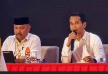 Rakorda DPD Partai Gerindra Sulsel, Prabowo Capres, AIA Cagub FOTO: Kanan Harmansyah, Ketua Bappilu Gerindra Sulawesi Selatan dan H. Patudangi Wakil Ketua DPRD Bulukumba saat memimpin Rapat Rakorda DPD Partai Gerindra Sulsel yang dihelat di Hotel Four Points by Sheraton, Jalan Andi Djemma, Makassar, Sabtu (9/10/2021) malam.
