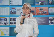 Sinergi, Kunci Penyelesaian Permasalahan Pelabuhan Perikanan Untia FOTO: Wakil Ketua Komisi IV DPR RI Anggia Erma Rini usai meninjau Pelabuhan Perikanan Untia, di Kota Makassar, Sulawesi Selatan, Kamis (14/10/2021). Foto: Nadia/Man