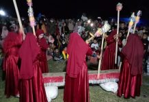 Pertahankan Budaya Daerah, Masyarakat Desa Pationgi di Bone Laksanakan Pesta Panen ke 34 FOTO: Kegiatan panen raya dan peringatan maulid nabi Muhammad SAW. Masyarakat desa Pationgi, Kecamatan Patimpeng, Kabupaten Bone, Sulawesi Selatan.