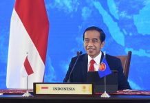 Presiden Jokowi: Penurunan COVID-19 di ASEAN Momentum untuk Bangkit Bersama FOTO: Presiden Joko Widodo saat menyampaikan pidatonya dari Istana Kepresidenan Bogor, Jabar, pada KTT ASEAN ke-38, secara virtual, Selasa (26/10/2021). (Foto: BPMI Setpres/Lukas)