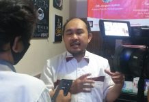 Dialog Interaktif FBN, Masih Adakah Pemuda Indonesia? FOTO: Ismail Suardi Wekke, MA., P.hd adj. Professor university college of yayasan pahang Malaysia salah satu narasumber dalam dialog interaktif FBN Indonesia saat ditemui awak media. Kamis, (28/10)