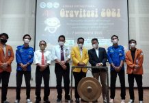 WR 3 UNM Buka Gebyar Sivitas Fisika Gravitasi 2021 FOTO: WR 3 UNM membuka gebyar Sivitas Fisika Gravitasi 2021 di lt. 12 Ruang Theater Gedung Menara FMIPA UNM, Senin, (1/11/2021)