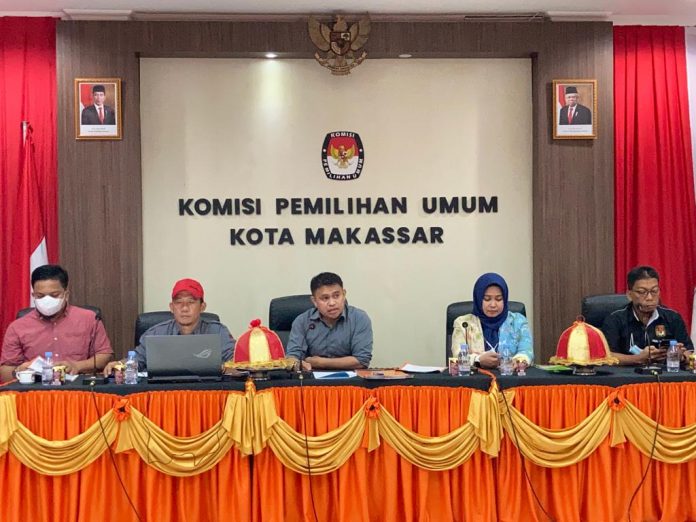 FOTO: Komisi Pemilihan Umum (KPU) Kota Makassar melakukan Rekapitulasi Daftar Pemilih Berkelanjutan periode bulan Oktober 2021. Rabu, (3/11)