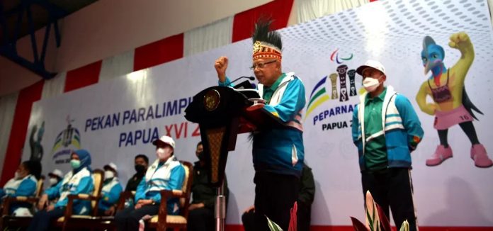 FOTO: Wapres saat membuka Peparnas XVI Papua, Jumat (05/11/2021). (Foto: BPMI Setwapres)