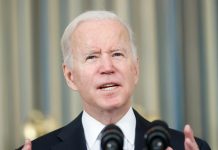 RUU Infrastruktur Senilai $555 miliar Disetujui, Biden Memuji Partai Demokrat di DPR AS FOTO: Presiden AS Joe Biden