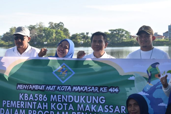 FOTO: Rangkaitan Hut Kota Makassar ke ke 414, Kaban Kesbangpol Makassar Bersama KBA SMP 5 Tanam 30 Ribu Bibit Pohon