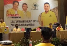 Pasca SK Terbit, Munafri Arifuddin: Kita Harus Raih 10 Kursi di Pileg Mendatang FOTO: Ketua DPD II Golkar Makassar Munafri Arifuddin saat menemui 350 Kader Golkar, di Hotel Novotel Makassar Grand Shayla. Senin, (8/11)