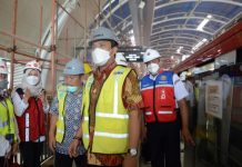 Andi Iwan Pimpin Rombongan Komisi V Kunjungi Pembangunan LRT Jabodebek FOTO: Wakil Ketua Komisi V DPR RI Andi Iwan Darmawan Aras saat memimpin Tim Kunspek Komisi V DPR RI meninjau kelanjutan pembangunan LRT Jabodebek di Stasiun Harjamukti, Jawa Barat, Selasa (9/11/2021). Foto: Saum/nvl