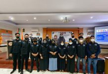 Tenaga Teknis Laboratorium Multimedia Komunikasi UMI Terbentuk FOTO: Tenaga Teknis Laboratorium Multimedia Komunikasi UMI Terbentuk, Pelantikan ini dilaksanakan di Aula Fakultas Sastra, Kamis,11 November 2021.