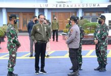 Kunjungi NTB, Presiden Akan Resmikan Sirkuit Mandalika FOTO: Presiden Joko Widodo bertolak menuju NTB guna melakukan kunjungan kerja, Jumat (12/11/2021). (Foto: BPMI Setpres/Kris)