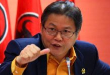 Sindir NH Soal Golkar Bakal Lirik Ganjar, Politisi PDIP Kalau yang Bicara Bukan Ketum itu Hanya Berisik Saja FOTO: Politikus senior PDIP Hendrawan Supratikno