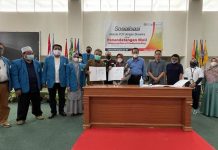 Fokus Penanganan COVID-19, Sehari UIM Jalin Dua Kerja Sama Biofarma dan BBLK Makassar FOTO: Universitas Islam Makassar sehari melakukan penandatanganan memorandum Of understanding (MOU) Biofarma Indonesia dan Balai Besar Laboratorium Kesehatan Kota Makassar.