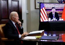 Di Tengah Isu Ketegangan Kawasan Xi Jinping Sebut Joe Biden Sebagai Kawan Lama FOTO: Presiden China Xi Jinping saat berbincang dalam diskusi singkat secara virtual