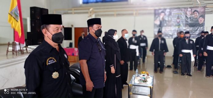 Bertempat di GOR Marinir Cilandak Jakarta Selatan, Persaudaraan Setia Hati Terate (PSHT) bekerjasama dengan Kementerian Negara Pemuda dan Olahraga RI (Kemenpora) menggelar Kejuaraan Pencak Silat untuk Kategori Anak Usia Dini, Pra Remaja dan Remaja.