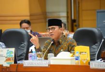Yandri Susanto Dorong Pemerintah Matangkan Persiapan Haji dan Umrah Ketua Komisi VIII DPR RI Yandri Susanto. Foto: Jaka/nvl