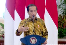 Pemerintah Berkomitmen Lanjutkan Kebijakan Hilirisasi Industri FOTO: Presiden Joko Widodo saat berbicara pada Kompas100 CEO Forum 2021, Kamis (18/11/ 2021), di Istana Negara, Jakarta. (Sumber: Tangkapan Layar YouTube Sekretariat Presiden)