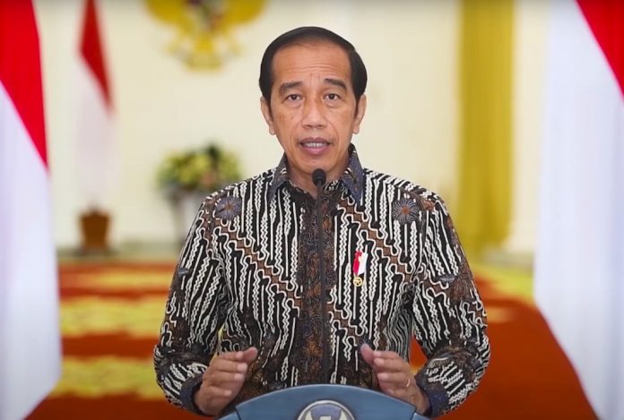 FOTO: Presiden Joko Widodo atau Jokowi saat memberikan arahanya kepada sejumlah, Direktur Utama beserta seluruh direksi serta para Komisaris Badan Usaha Milik Negara (BUMN) PT. PLN dan PT. Pertamina, di Istana Kepresidenan Bogor, Selasa (16/11/2021).