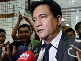 Menko Kumham Imipas: Pentingnya Pembenahan Organisasi Secara Menyeluruh FOTO: Pakar hukum tata negara, Yusril Ihza Mahendra, saat ditemui awak media dikesempatan lainnya.