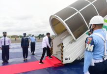 Airlangga Hartarto Dampingi Presiden Ke Sulsel Resmikan Bendungan Karalloe Gowa dan Tanam Jagung di Jeneponto FOTO: Presiden Jokowi bertolak ke Sulsel, Selasa (23/11/2021). (Foto: BPMI Setpres/Muchlis Jr)