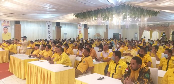 FOTO: Rapat Pleno DPD II partai golkar kota Makassar di gedung Lestari Jl. Urip Sumihardjo Makassar. Rabu, (24/11)