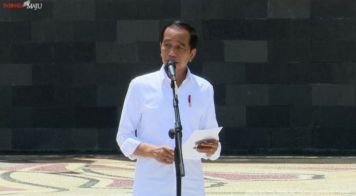 FOTO: Presiden Jokowi saat peresmian Bendungan Tugu dan Bendungan Gongseng, Selasa (30/11/2021), di Trenggalek, Jatim. (Foto: Tangkapan Layar)
