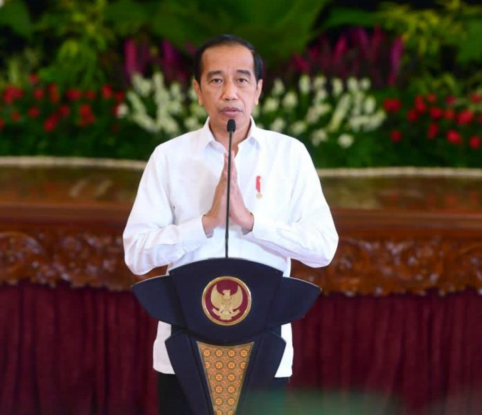 FOTO: Presiden Joko Widodo saat membuka Kongres IV  PA GMNI 2021, secara virtual dari Istana Negara, Jakarta, Senin (06/12/2021). (Foto: BPMI Setpres/Muchlis Jr)