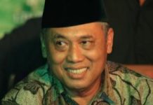 As’ad Ali Tokoh Ideal Pimpin NU, Madani: Nahdiyin Rindu Pimpinan yang Menghidupkan NU, Bukan yang Cari Makan! FOTO: Prof. Dr. KH. Malik Madani, Khatib Aam Syuriah PBNU 2010 - 2015.