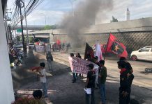 SPMP, GMB dan GEMAR, Gelar Aksi Unjuk Rasa di Kejati Ingatkan Laporan Dugaan Korupsi di Sulsel FOTO: Aksi demostrasi elemen Mahasiswa dan Pemuda di Hari Anti Korupsi Sedunia di depan kantor Kejaksaan Tinggi Sulsel. Kamis, (9/12)