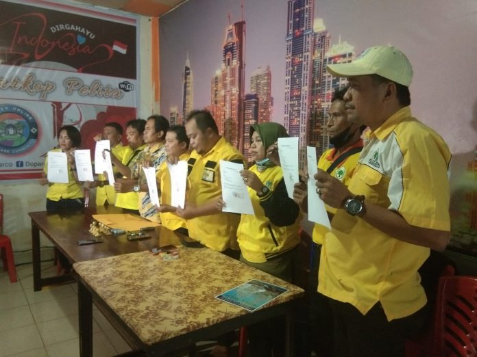FOTO: Viral sejumlah PAC DPD II partai Golkar Parepare menyatakan mundur jelang Musda X DPD II Golkar Parepare.