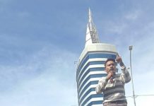 AMM Aksi di Depan Kejati Sulsel, Desak Lakukan Penyelidikan Dugaan Korupsi Program PT3 A FOTO: Aktivis Mahasiswa Makassar Kkembali mengepung Kejaksaan Tinggi Provinsi Sulawesi Selatan Atas Dugaan Korupsi Program PT3 A. Selasa, (14/12)