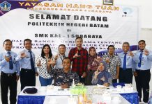 Kembangkan Sayap Logistik, SMK KAL-1 Jalin Kerjasama Dengan Politeknik Negeri Batam Sekolah Menengah Kejuruan Khusus Angkatan Laut SMK KAL-1 Surabaya dan Politeknik Negeri Batam menjalin kerjasama dalam bentuk nota kesepahamannnya (MoU) telah di tandatangani di hotel Harris Surabaya, Senin, (13/212/21)