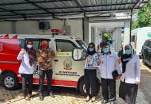 UPT Transfusi Darah Pemprov Sulsel, Terima Bantuan Kendaraan Operasional dari CSR Bank Sulselbar Bantuan Mobil Operasional UPT Transfusi Darah Sulsel diterima langsung oleh Erna Komalaningrum. Rabu, (15/12)
