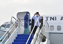 Wapres Bertolak ke Lumajang, Tinjau Posko Pengungsian Erupsi Semeru Wapres Ma’ruf Amin didampingi Ibu Wury Ma’ruf Amin bertolak ke Kabupaten Lumajang, Provinsi Jawa Timur, Kamis (16/12/2021. (Foto: BPMI Setwapres)