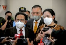 Sejak Indonesia Terkonfirmasi Virus Omicron, Gus Muhaimin: Segera Cegah Penyebarannya Ketua Timwas Penanggulangan Bencana DPR yang juga Wakil Ketua DPR RI Abdul Muhaimin Iskandar saat bersama Ketua DPR RI dihadapan awak media beberapa waktu lalu. Foto: Mario/Man