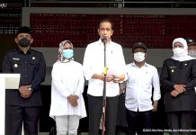 Presiden Jokowi Resmikan Pasar Besar Ngawi Presiden Jokowi saat meresmikan Pasar Besar Ngawi di Kabupaten Ngawi, Provinsi Jawa Timur, Jumat (17/12/2021) sore. (Foto: Tangkapan Layar YouTube Sekretariat presiden)