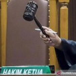 “Wali Kota Parepare Terpasung Putusan MA,” Bongkar Tuntas Korupsi Dinkes Rp6.3 Milyar Ilustrasi palu sidang (Ist. Antara)