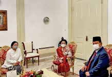 Prabowo-Puan? Muzani: Menunggu Waktu yang Tepat Kiri Puan Maharani, Megawati Soekarno Putri dan Prabowo Subianto saat pertemuan Rabu (17/11/2021) lalu. Jelang pelantikan Panglima TNI Andika Perkasa di Istana Negara Jakarta (Sumber: Intagram: @puanmaharani)