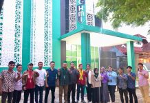 Silaturahmi Kelompok Cipayung Plus di Sekretariat HMI Cabang Makassar, Komitmen Jaga Toleransi Menyambut Natal dan tahun baru (Nataru) 2021. Silaturahmi kelompok Cipayung Plus di Sekretariat HMI Cabang Makassar, Jumat (24/12/2021)