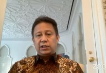 Menkes Sampaikan 4 Strategi Pemerintah Hadapi Varian Omicron, Dihimbau WNI Tidak ke Luar Negeri Menkes Budi Gunadi Sadikin dalam keterangan pers terkait Perkembangan Penanganan COVID-19 dan Evaluasi Pemberlakukan Pembatasan Kegiatan Masyarakat (PPKM), Senin (27/12/2021) secara virtual. (Sumber: Tangkapan Layar)