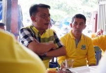 AWT Tokoh Golkar Makassar Dibalik Program Appy Ngobar Ketua Bapilu DPD II Partai Golkar Kota Makassar Abdul Wahab Tahir (AWT) dalam program Appy Ngobar di Warkop Tuan Guru di Jl. Kumala, Tamalate. (29/12)