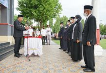 Lantik 122 Anggota BPD, Bupati Andi Utta Minta Kades dan BPD Maksimalkan Percepatan Vaksinasi Bupati Bulukumba Muchtar Ali Yusuf saat mengambil sumpah dan melantik 122 Anggota Badan Permusyawaratan Desa (BPD) dari 16 Desa dalam wilayah Kabupaten Bulukumba masa jabatan 2021-2027.